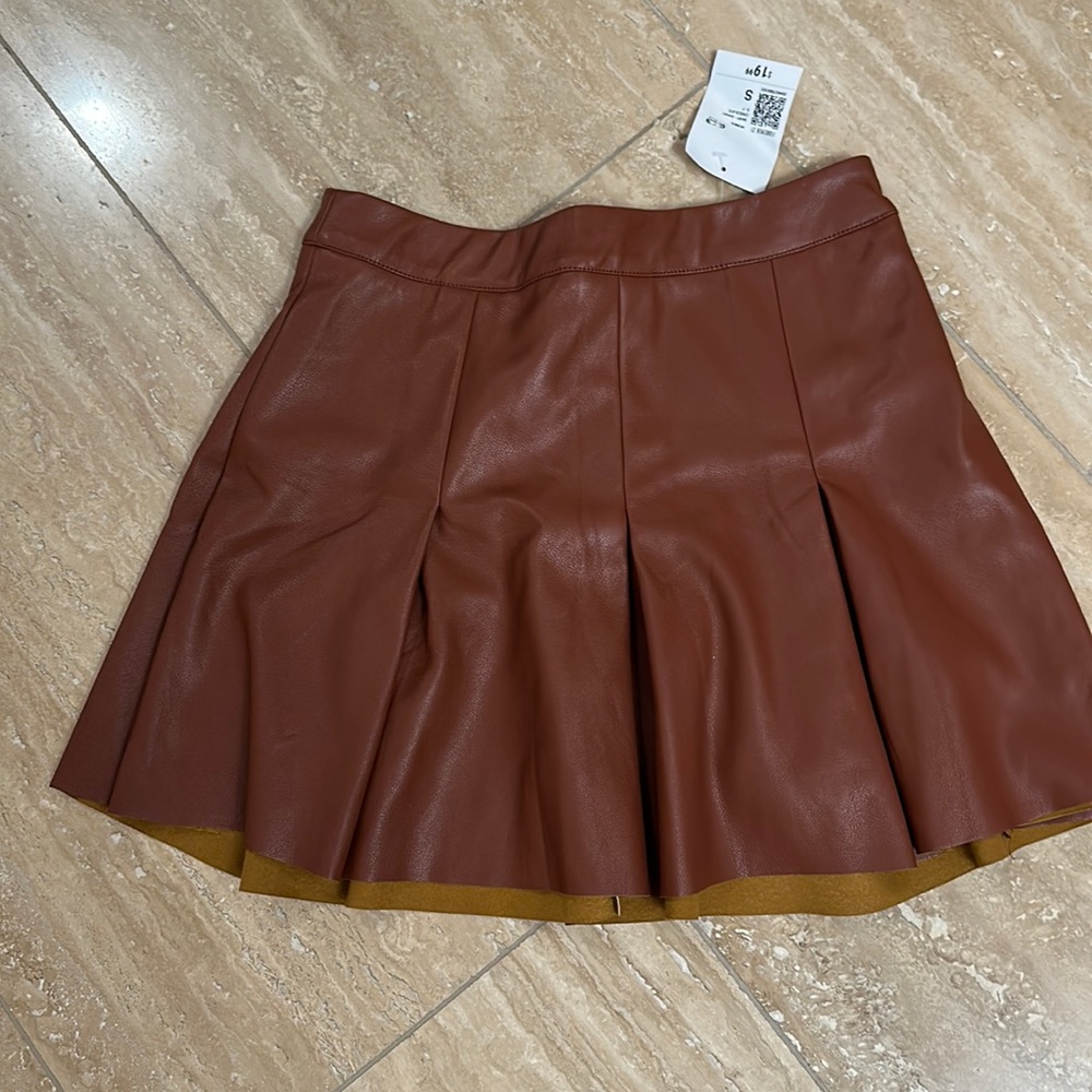 Brown leather mini skirt